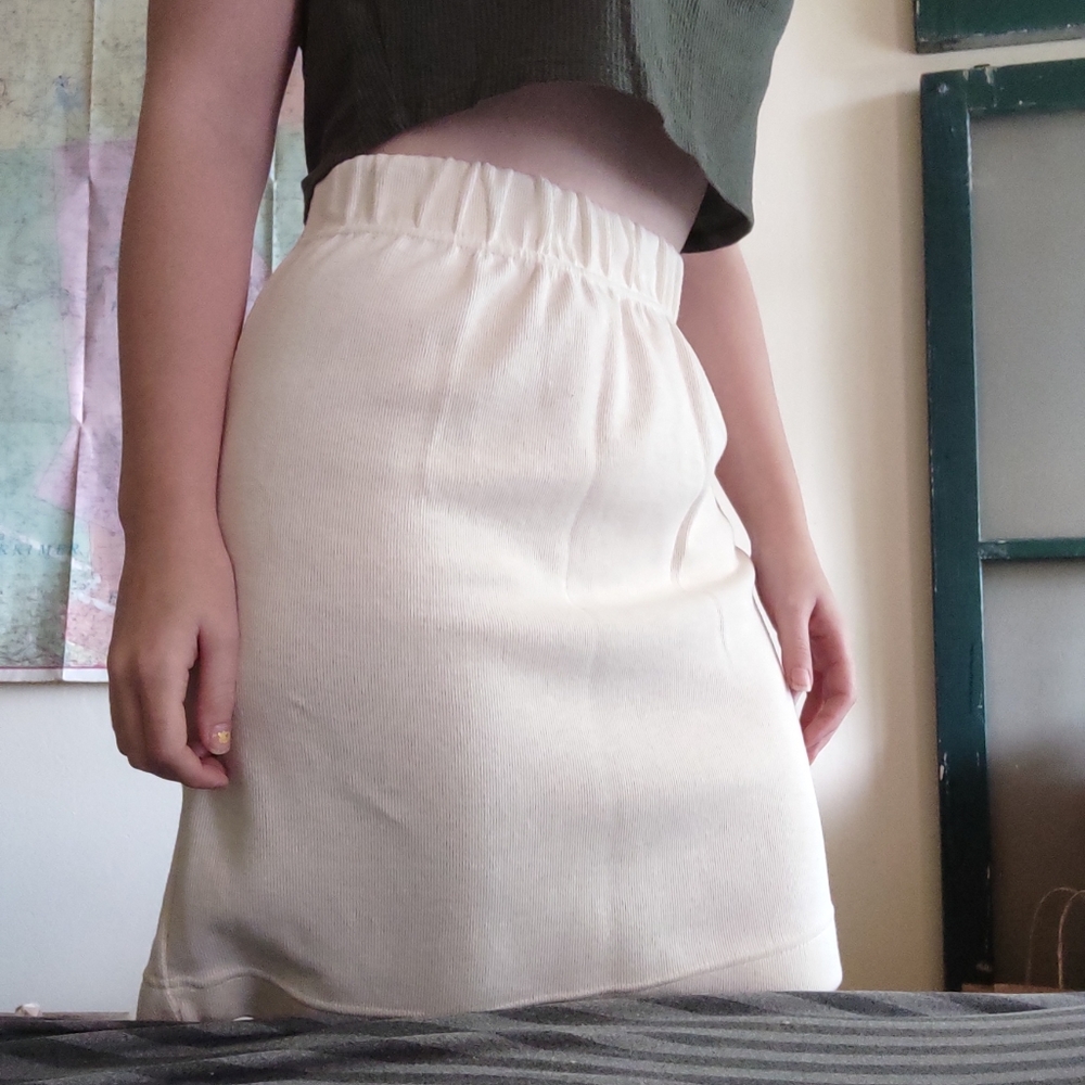 Vintage cream "New York Style" pencil skirt - Picture 2 of 4